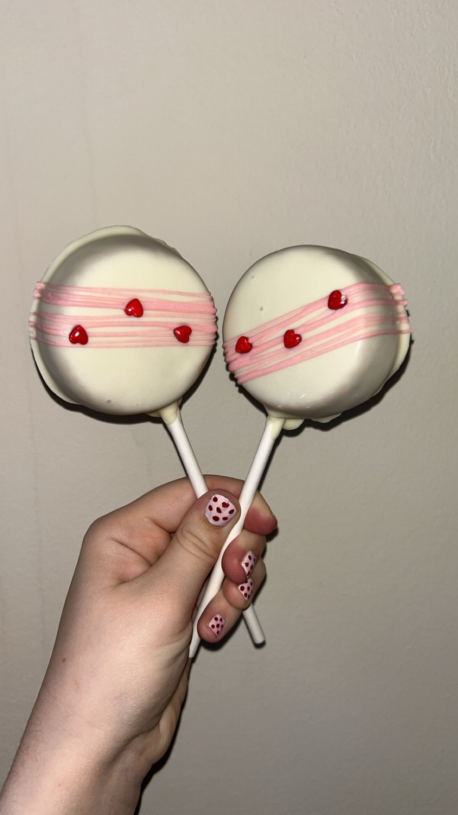 Valentine's Day cake pops