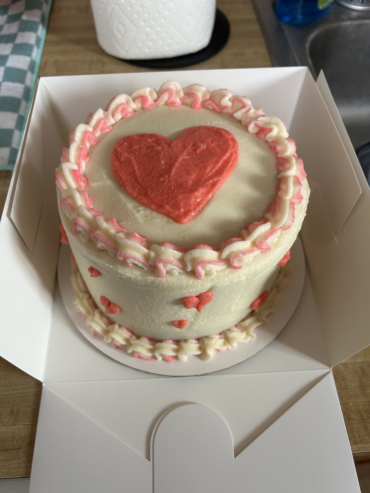 Beautiful heart cake by Weldy Cake Co.